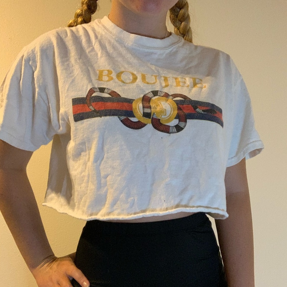 Cropped tee